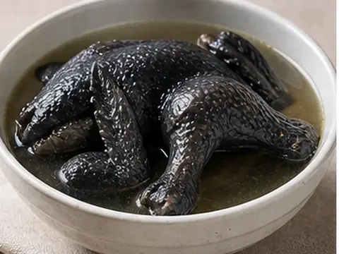 Gà ác hầm