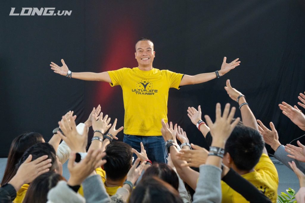 Doanh nhân Sáu Bình