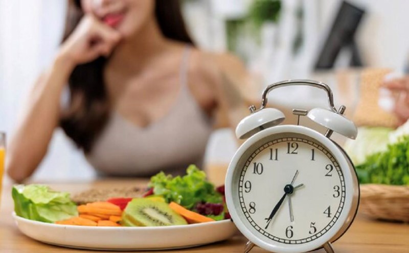 Nhịn ăn gián đoạn ảnh hưởng đến sinh sản không