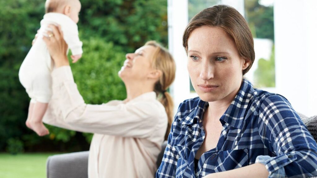 Bạn bè có ảnh hưởng đến quyết định sinh con