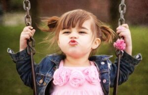 Em bé 24 tháng tuổi