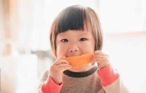 Em bé 26 tháng tuổi