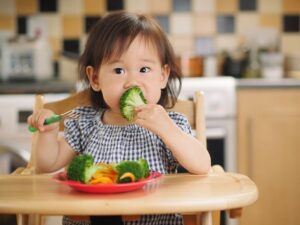 Em bé 29 tháng tuổi