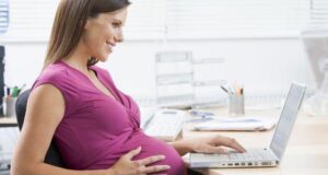 Làm việc giờ hành chính khi mang thai
