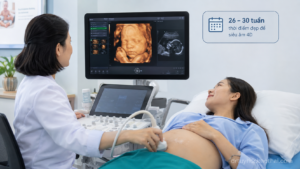 Bác sĩ thực hiện siêu âm 4D cho mẹ bầu và hiển thị gợi ý thời điểm 26 đến 30 tuần để có hình ảnh đẹp